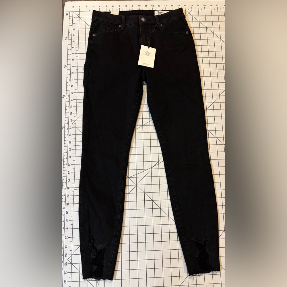 High-Rise Black Women's Jeans
